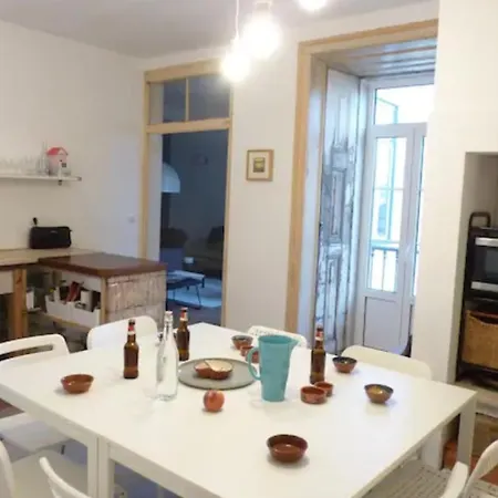 Lejlighed Guestready - Center City Lovely & Sunny Large Apart 5bdr Lisboa