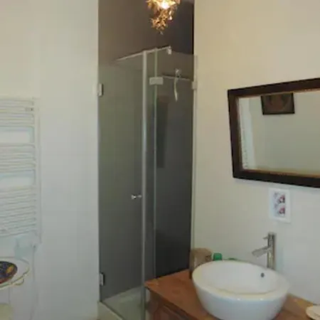 Guestready - Center City Lovely & Sunny Large Apart 5bdr Apartman